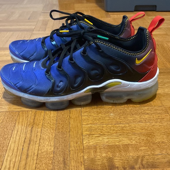 Nike Vapormax - Picture 1 of 7